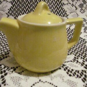 VINTAGE HALL PORCELAIN  HALL USA YELLOW  HOT TEA POT 4" T.  X 6" A  X B. DIA. 3"